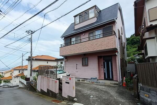 Scenic House Overlooking the Sea - Photo 1