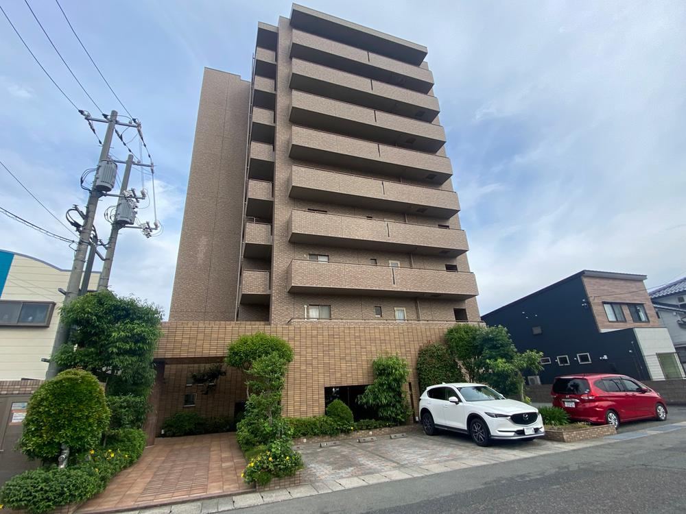3LDK apartment in Tottori, Tottori - Photo 1