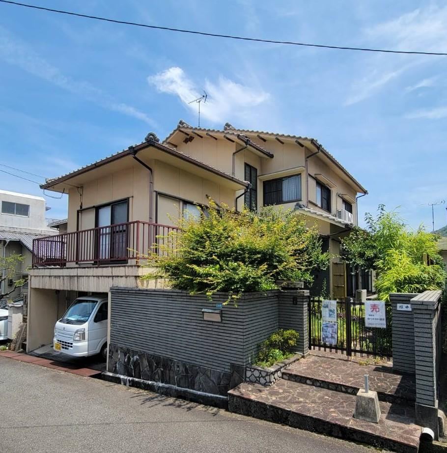 5DK house in Kure, Hiroshima - Photo 1