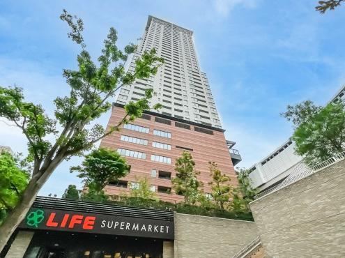 Renovated 2LDK Apartment Near Ikegirido Bridge Station - Photo 1