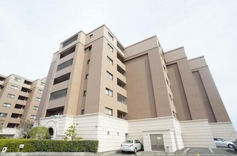 3LDK apartment in Takamatsu, Kagawa - Photo 1