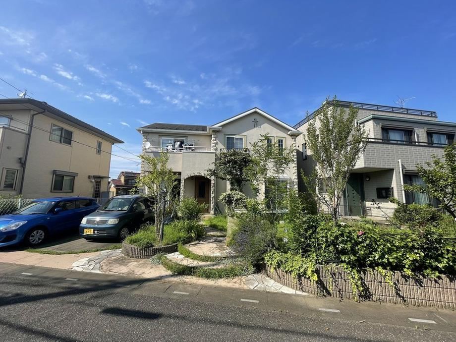 Spacious 5LDK House in Inashiki - Photo 1