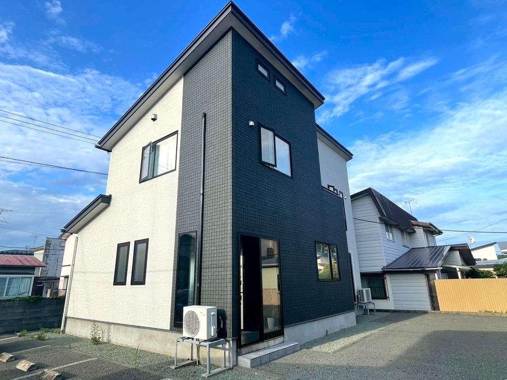 Stylish 3SLDK House Near Akita Industrial School - Photo 1
