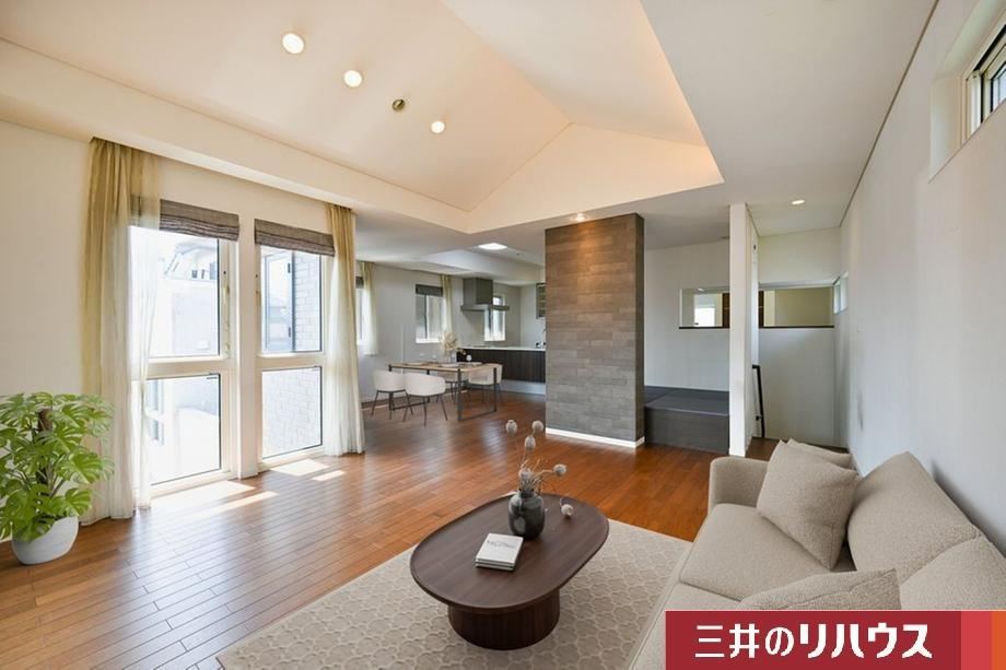 Modern 3LDK+S House in Tokiwacho - Photo 1