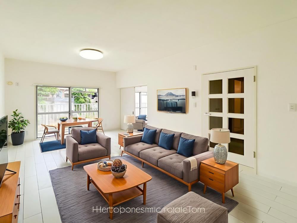 Bright 3LDK Apartment in Higashi-Totsuka - Photo 1