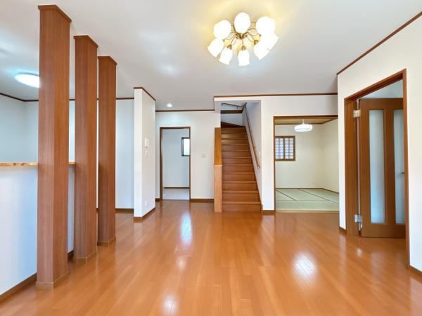 Renovated 4LDK House in Matsuyama - Photo 1