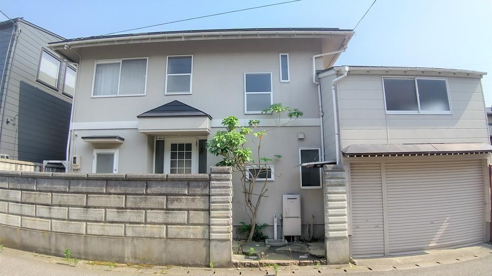 4LDK Home Built by Misawa Homes Near Shitayama Elementary School - Photo 1