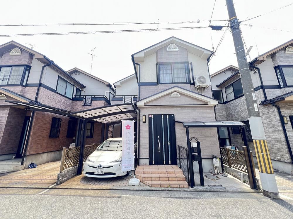 Steel-Frame 4LDK House in Matsuyacho, Osaka - Photo 1