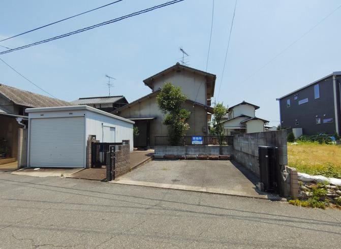Spacious 7DK House in Nakajima - Photo 1