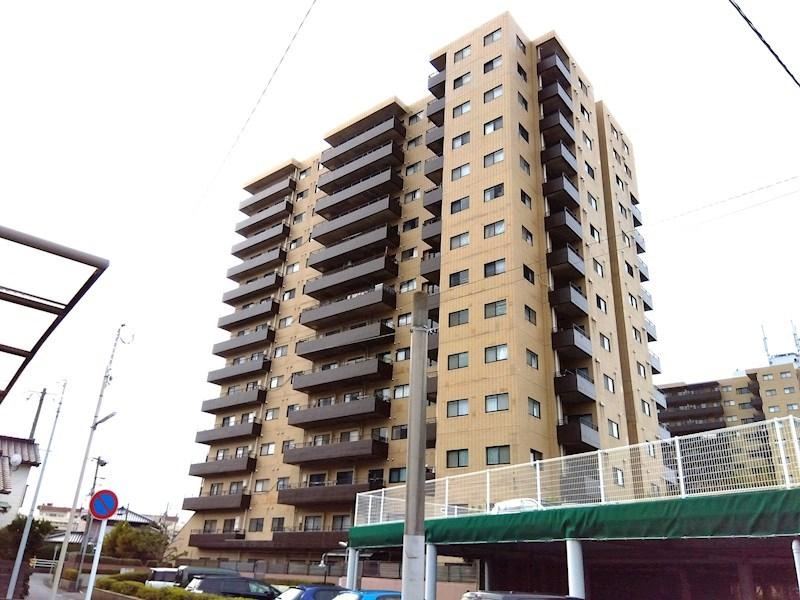 2LDK apartment in Kokurakita Ward, Kitakyushu, Fukuoka - Photo 1