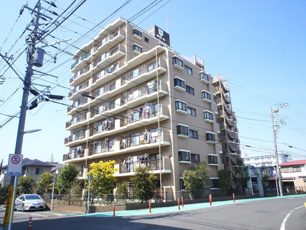 Bright 3LDK Apartment in Ebina - Photo 1