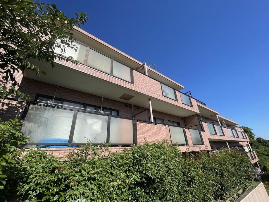 3LDK Apartment in Chinen, Kawasaki - Photo 1