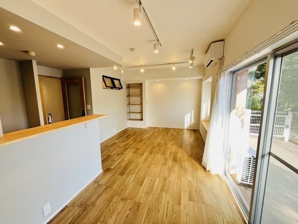 Fully Renovated 3LDK Apartment in Fujisawa - Photo 1