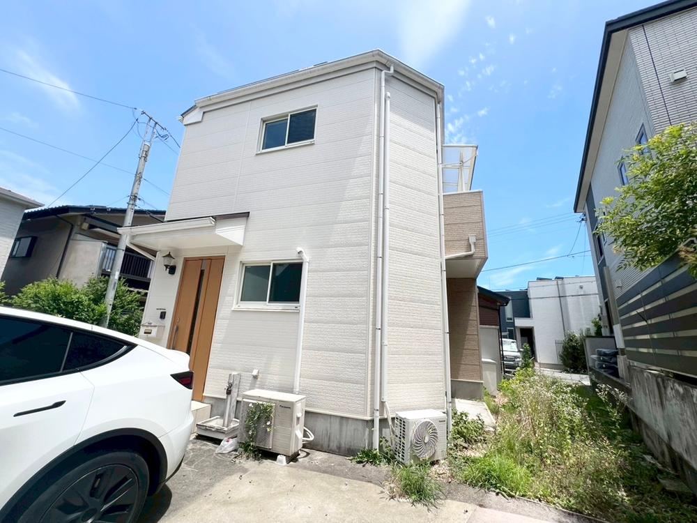 Family-Friendly 3LDK Home with Modern Amenities - Photo 1