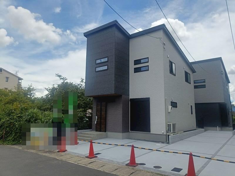 3LDK house in Settsu, Osaka - Photo 1