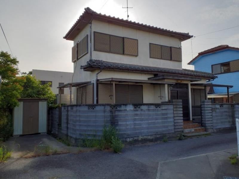 Convenient 3DK House Just 5 Minutes from the Station - Photo 1