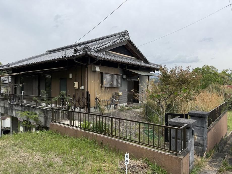 2LDK house in Tsu, Mie - Photo 1