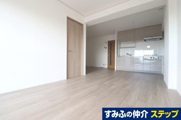 2LDK apartment in Amagasaki, Hyogo - Photo 1