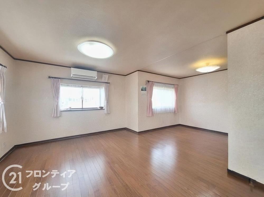 Bright 3LDK House in Higashi-Osaka - Photo 1