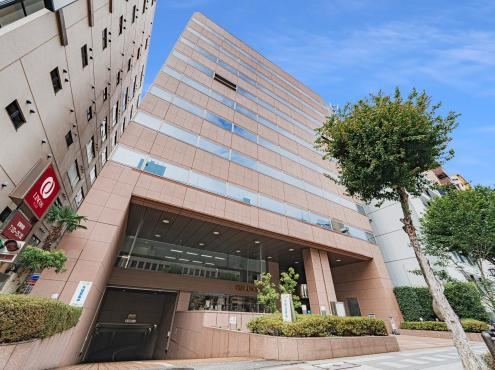 2LDK apartment in Chiyoda Ward, Tokyo - Photo 1