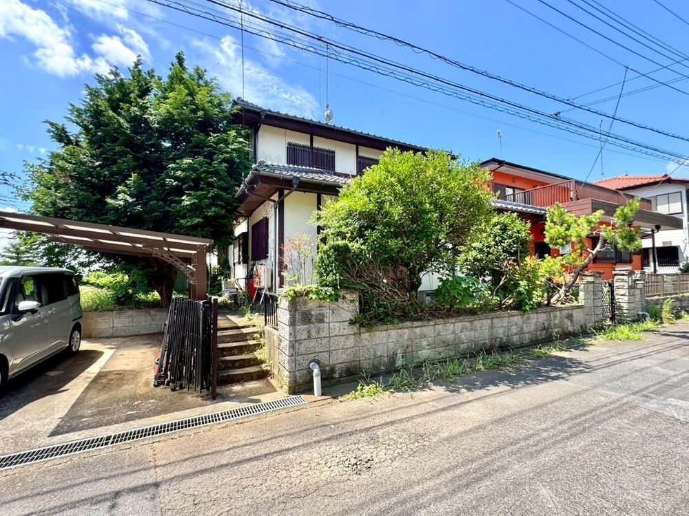 Spacious 5DK House on 139 Tsubo Lot - Photo 1