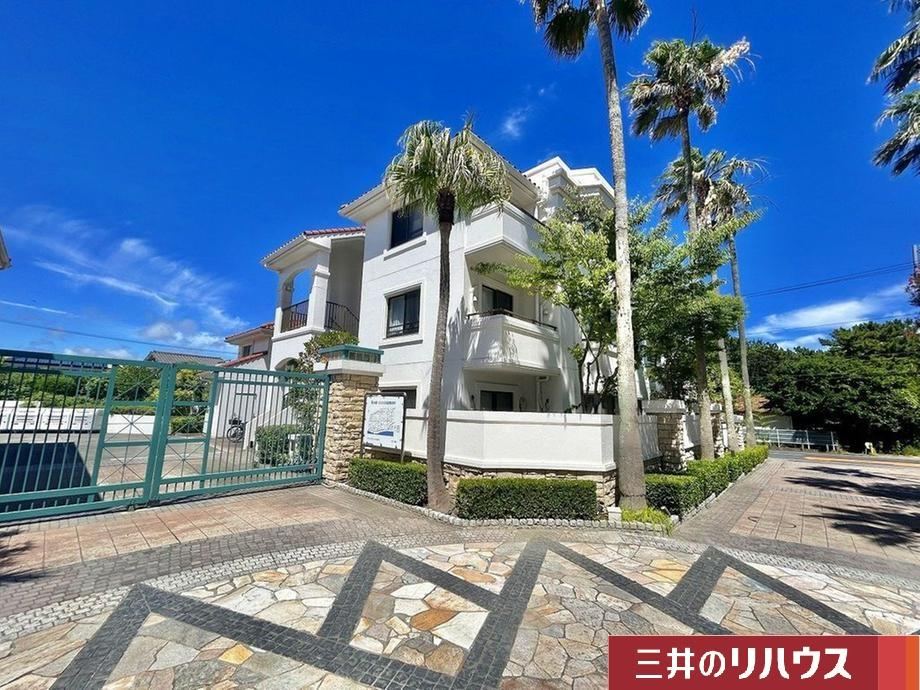 Spacious 2LDK Apartment Near Chigasaki Station - Photo 1