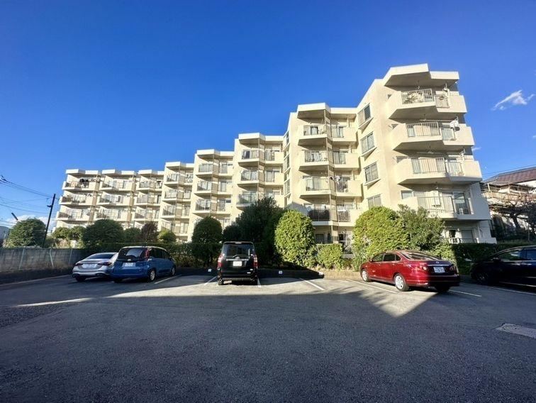 Spacious 2LDK Apartment Near Ichigao Station - Photo 1