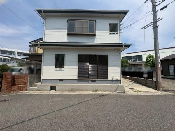 Modern 4LDK Home in Nakaguro - Photo 1