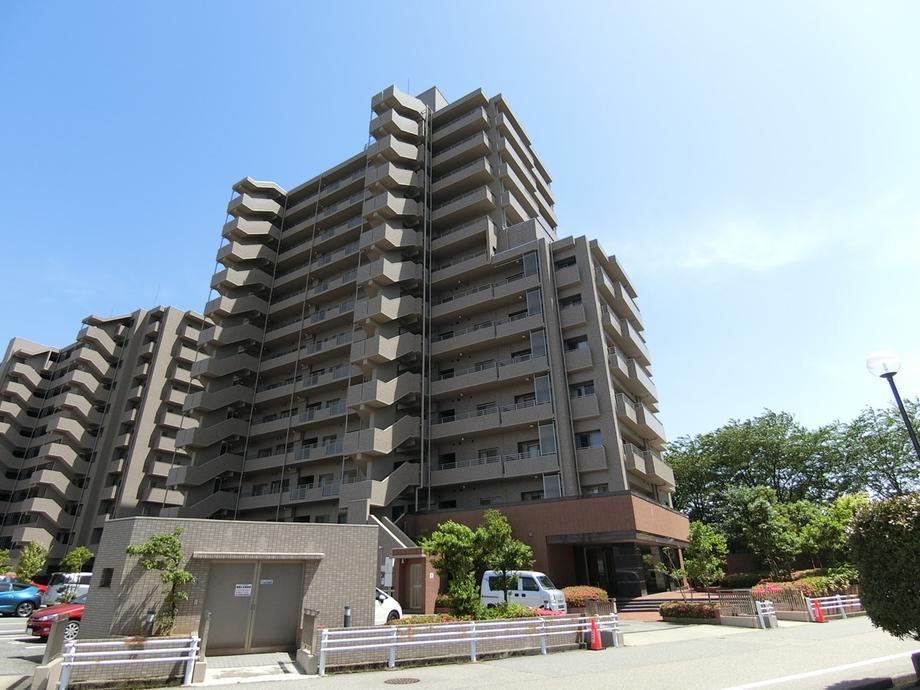 4LDK apartment in Kanazawa, Ishikawa - Photo 1