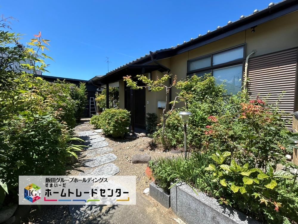 4DK Detached House with Spacious Garden in Koriyama - Photo 1