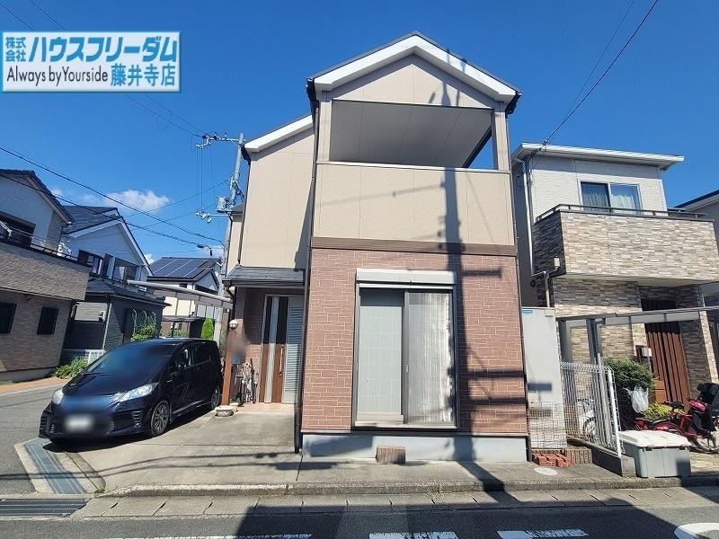 Affordable 4LDK House with Solar Power in Habikino - Photo 1