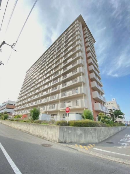 3LDK apartment in Takamatsu, Kagawa - Photo 1