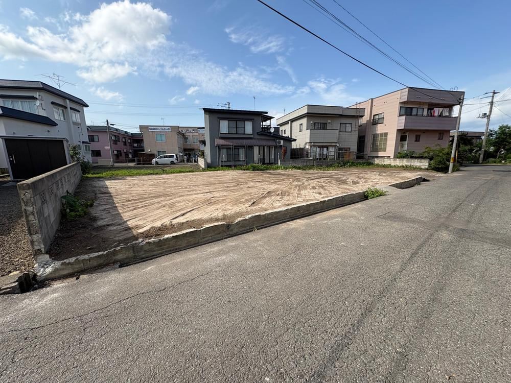 Large Land Plot in Hirosaki - Photo 1