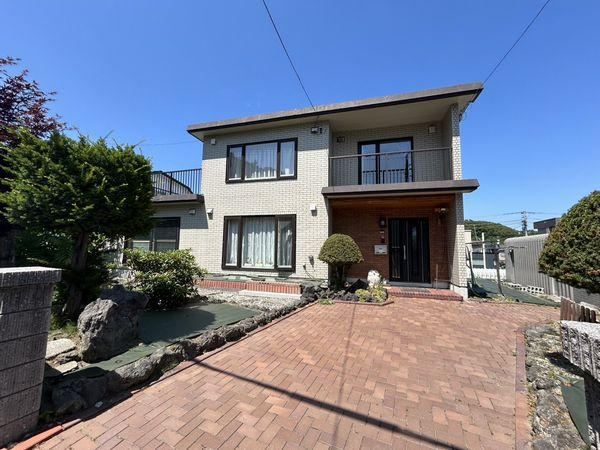 5LDK house in Minami Ward, Sapporo, Hokkaido - Photo 1