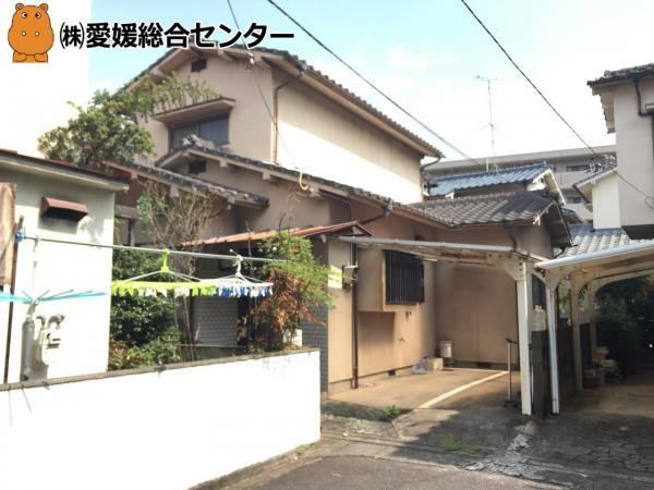 Affordable 4LDK in Chikuyama-cho, Matsuyama - Photo 1