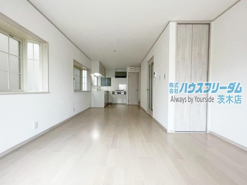 Renovated 2SLDK House in Takatsuki - Photo 1