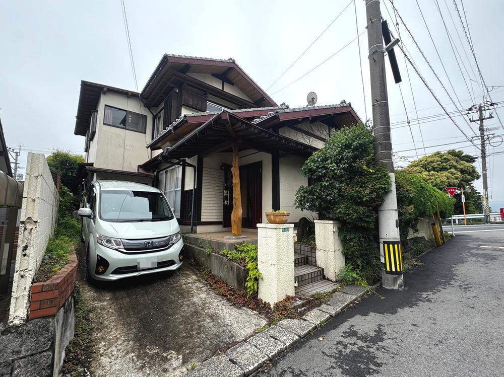 Family-Friendly 7LDK House Near Kikyugaoka Elementary - Photo 1
