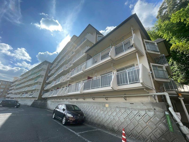 3DK apartment in Yahatanishi Ward, Kitakyushu, Fukuoka - Photo 1