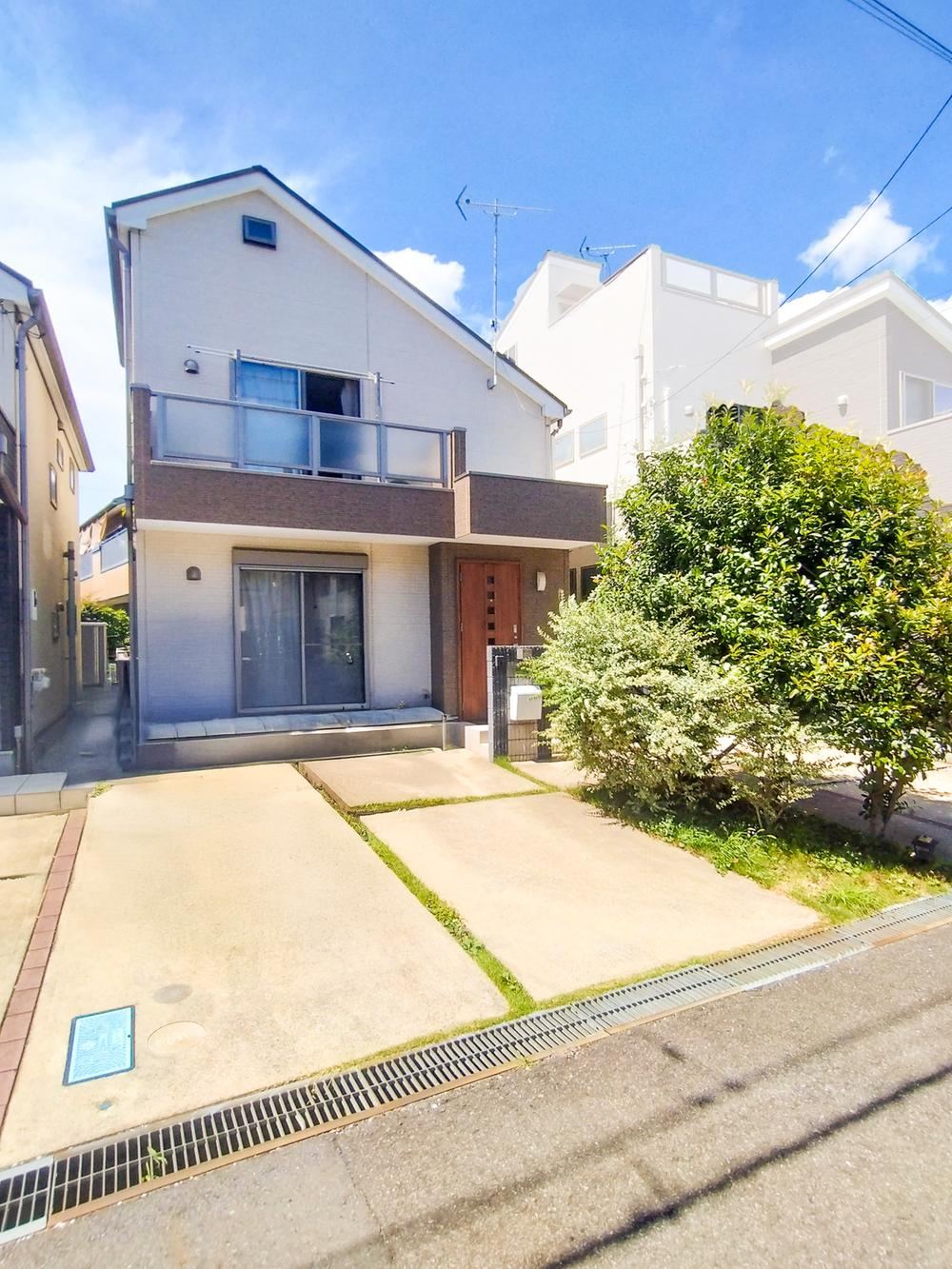 Charming 3LDK Detached House in Hino - Photo 1
