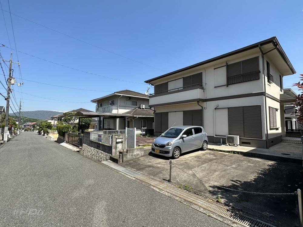 Stylish 4LDK Detached House in Meiodai - Photo 1