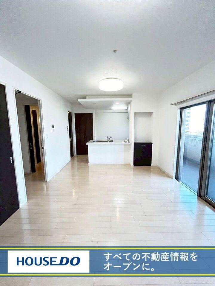 3LDK apartment in Wakamatsu Ward, Kitakyushu, Fukuoka - Photo 1