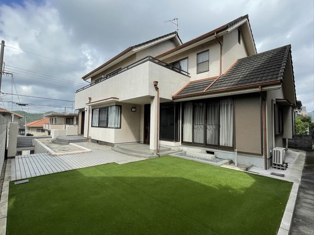 Charming 4LDK House in Tsujii - Photo 1