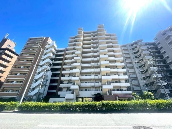 3LDK apartment in Sumiyoshi Ward, Osaka - Photo 1