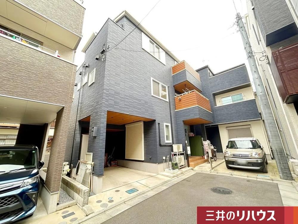 Charming 3LDK House Near Warabi Station - Photo 1