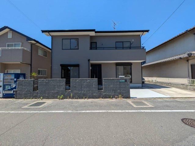 Fully Renovated 4LDK House in Minato, Okayama - Photo 1