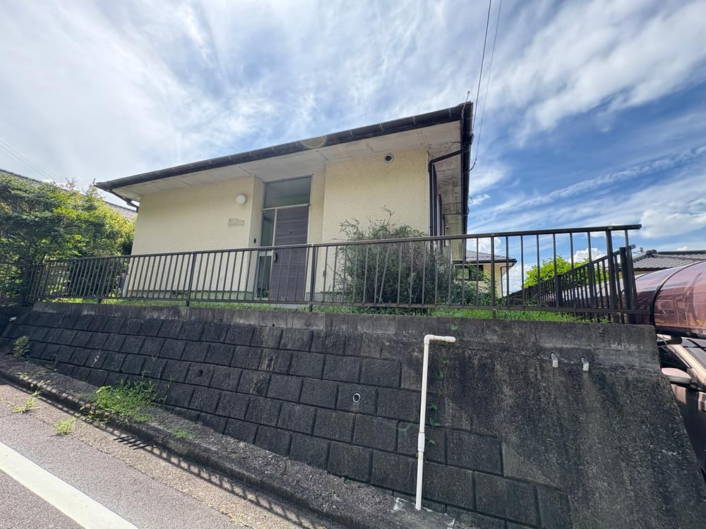3LDK House in Sakuradai - Photo 1