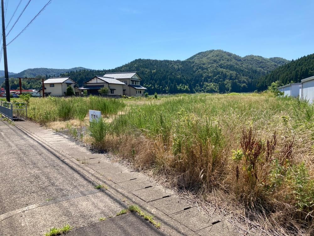 1079 m² land in Echizen, Fukui - Photo 1
