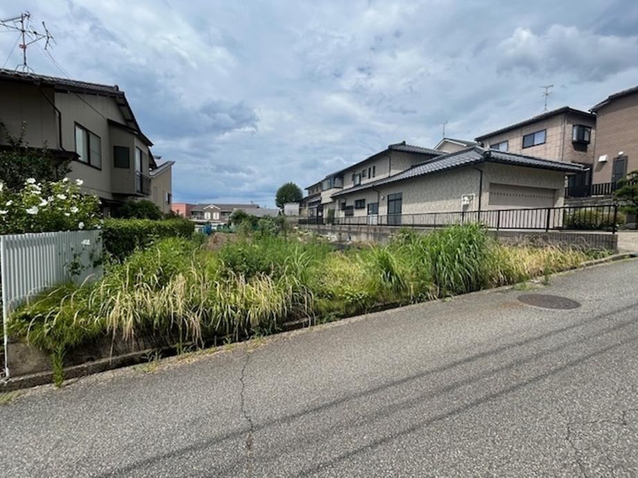410 m² land in Kanazawa, Ishikawa - Photo 1