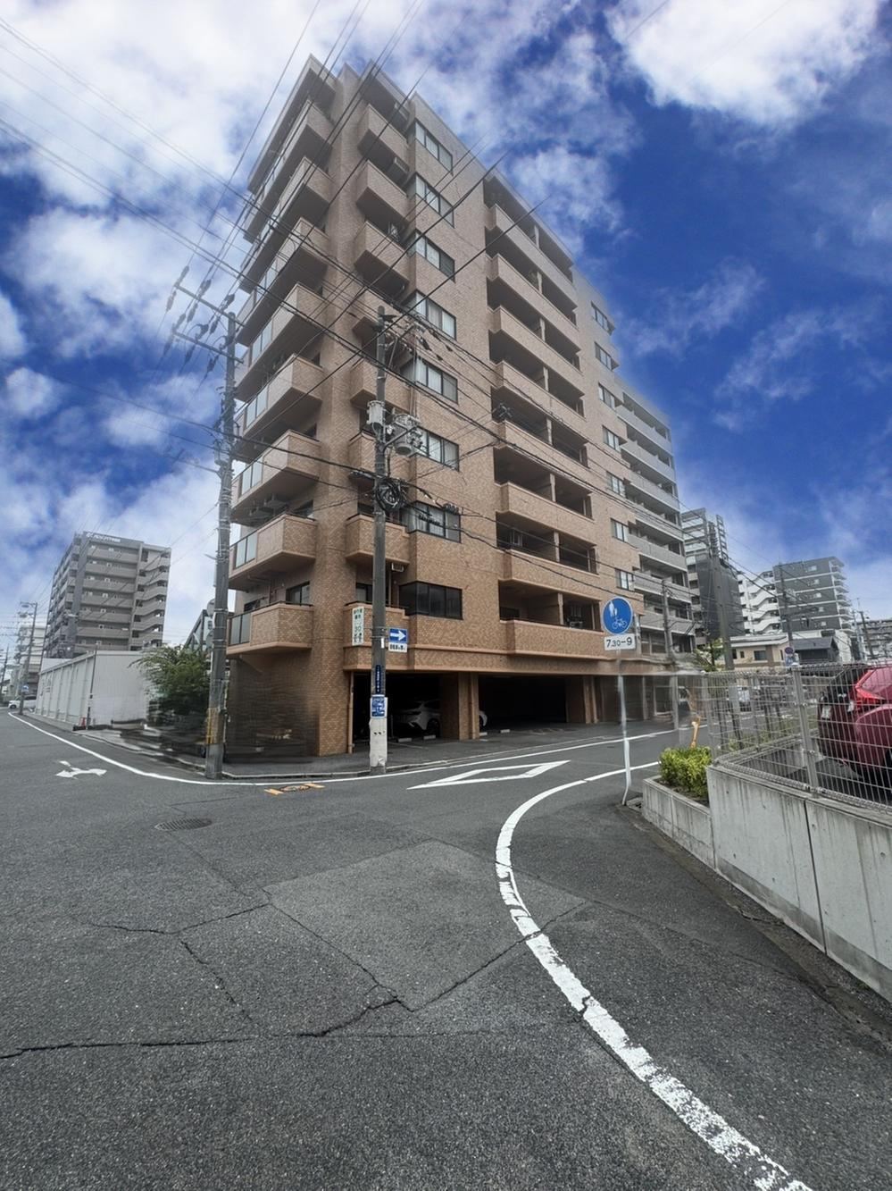 3LDK apartment in Kita Ward, Okayama - Photo 1