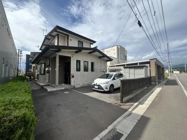 Convenient 4LDK in Kamiyama 1, Hakodate - Photo 1